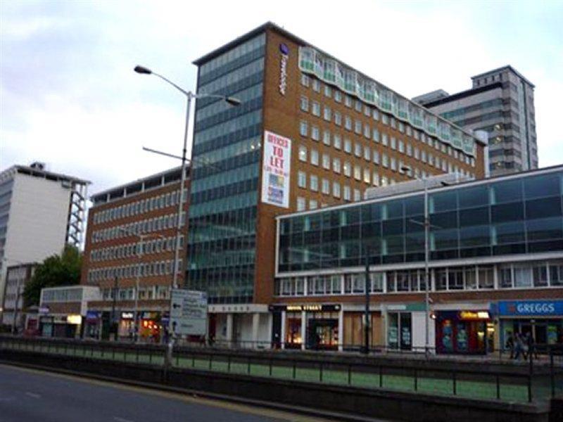 Travelodge Croydon Central Exterior photo